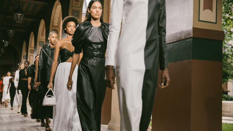 Tips to Keep Yourself Up to Date With Fashion Trends