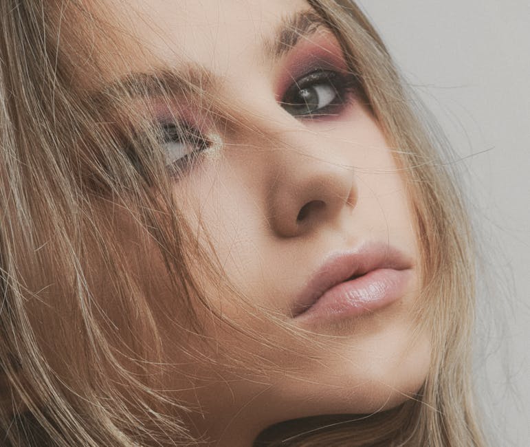 Eye Makeup Tutorial: 6 Steps From Blank Lid to Finished Look