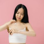 How to Achieve Effortless Waves and Curls with the Right Styling Tool