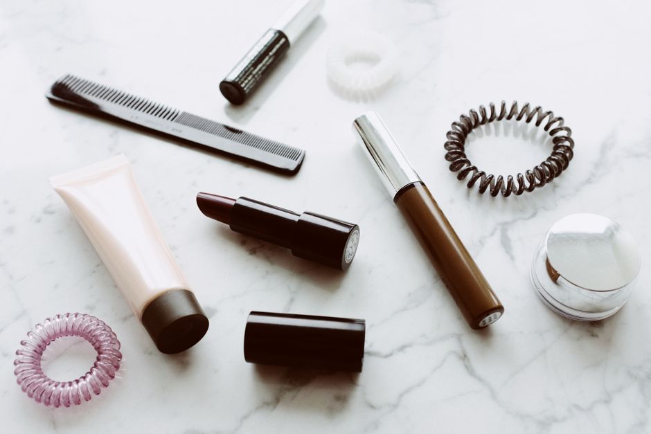 Non-Toxic Skincare Meaning: What ‘Non-Toxic’ Skincare Actually Means in 2026