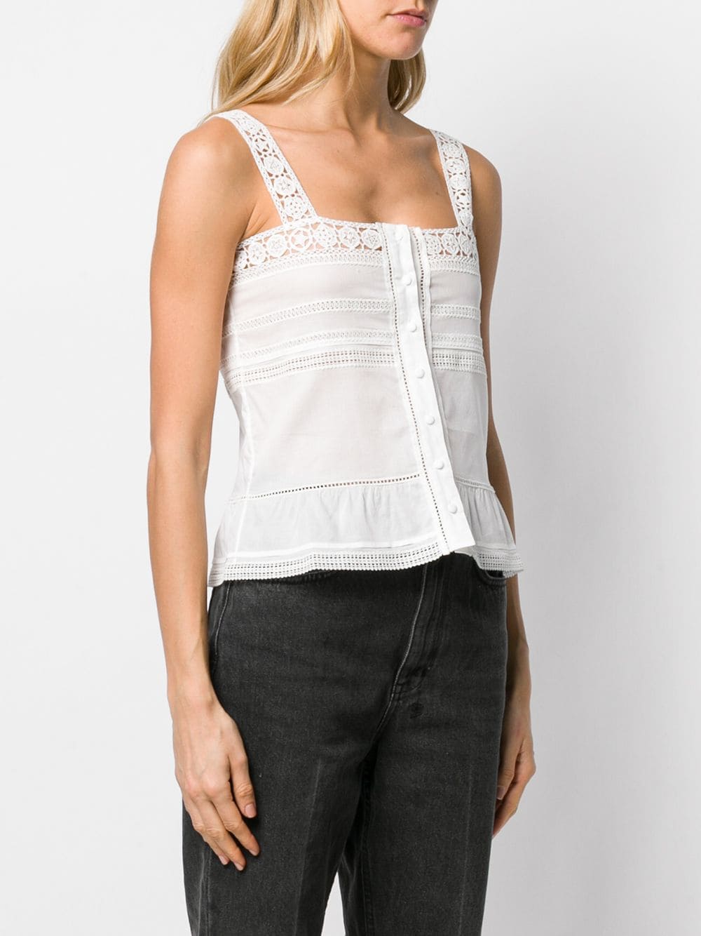 7 Best White Pieces for a Bright and Light Summer