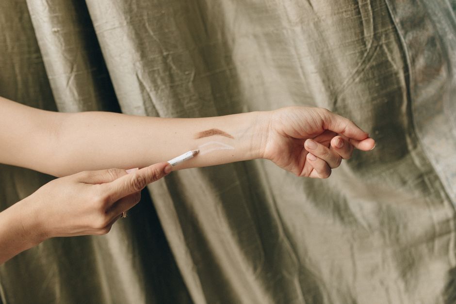 Supergoop Unseen Vs Eltamd Uv Clear Oily Skin: Oily Skin Sunscreen That Won’t Clog Pores: Supergoop vs. EltaMD